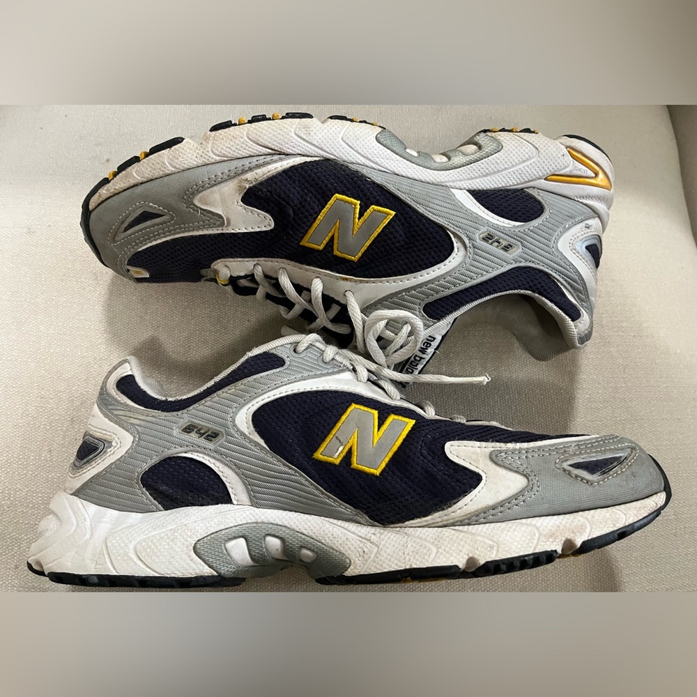 New Balance Vintage 642 Navy Blue Yellow Mens Dad Sneaker Shoe Size 11